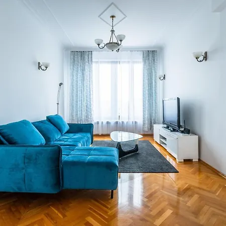 Vitosha Str 2bd White & Blue By Flat Mаnager * Sofia