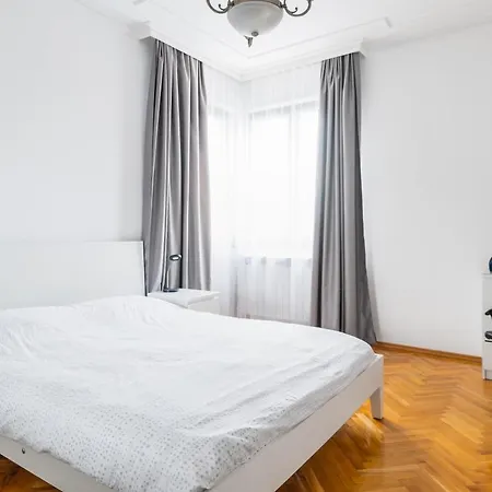 Vitosha Str 2bd White & Blue By Flat Mаnager Apartment *