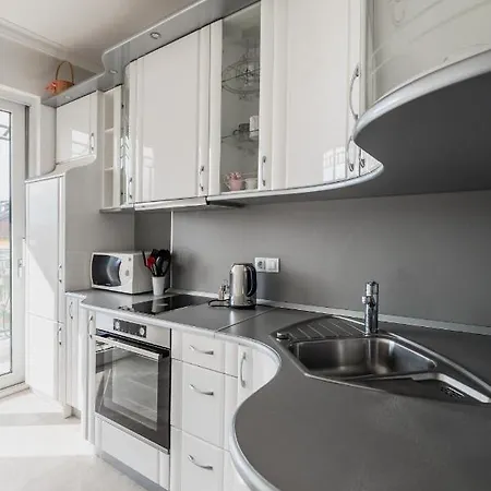 Vitosha Str 2bd White & Blue By Flat Mаnager * Sofia